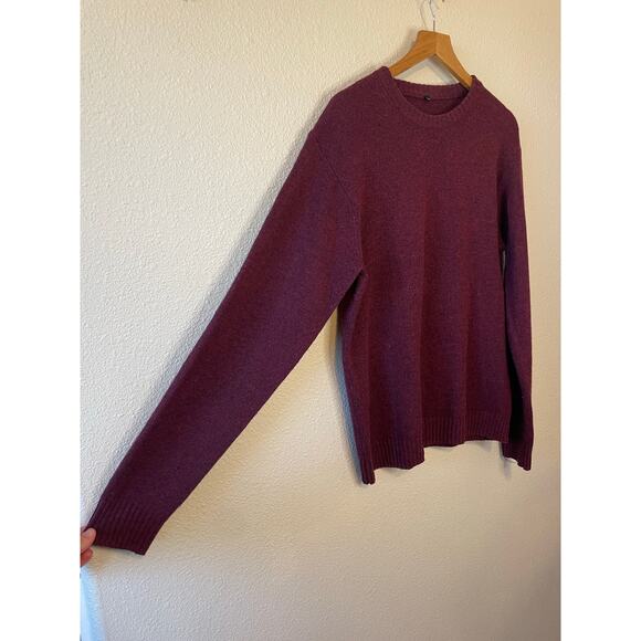 Classic 100% Wool Burgundy Purple Crew Neck Pullover Sweater Medium Minimalist - Picture 11 of 12